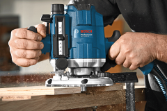 Bosch GOF 1250 CE Freze