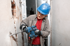 Bosch Professional GBH 18 V-EC 4 Ah Çift Akülü Kırıcı/Delici - Kömürsüz Motor
