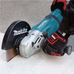 Makita GA7030 Büyük Taşlama 180mm