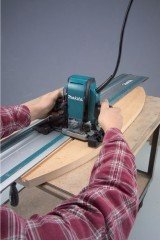 Makita RP0900 Dik Freze Makinesi