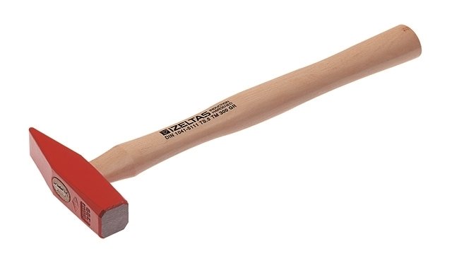 İzeltaş Tesviyeci Çekiç 500 Gr