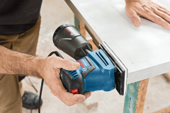Bosch GSS 160-1 A Titreşimli Zımpara Makinesi